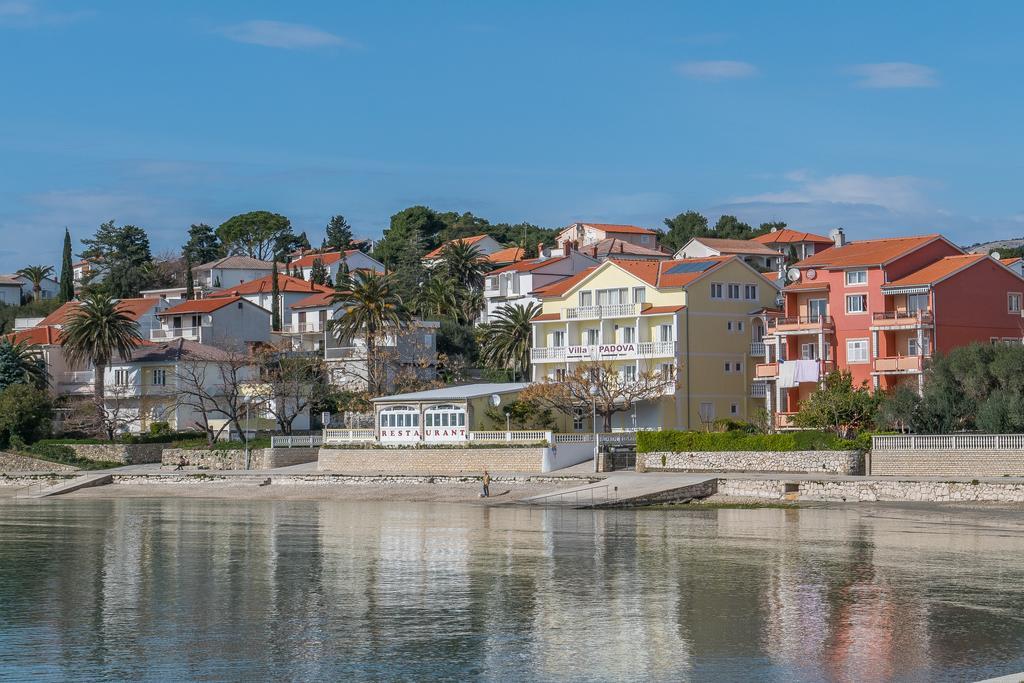 Villa Padova Rab Town Luaran gambar